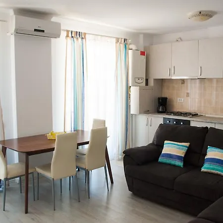 Vero * Mamaia